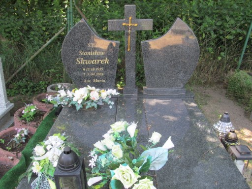 Grób Bronisława Skwarek